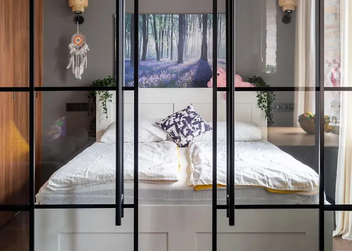 Sunny 1br Near Park & Stadium アパート リガ