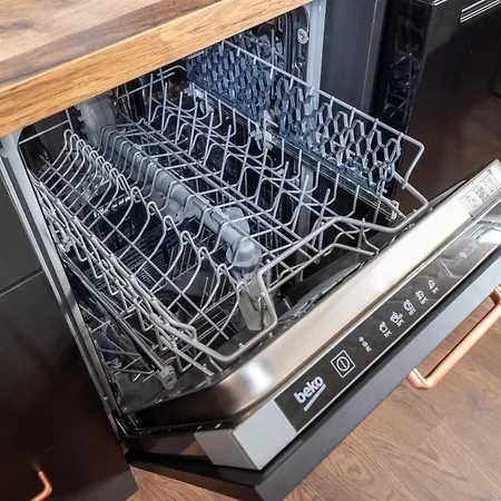 Sunny 1br Near Park & Stadium * Рига