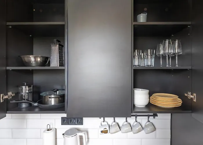 公寓 Sunny 1br Near Park & Stadium