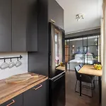 Apartamento Sunny 1br Near Park & Stadium